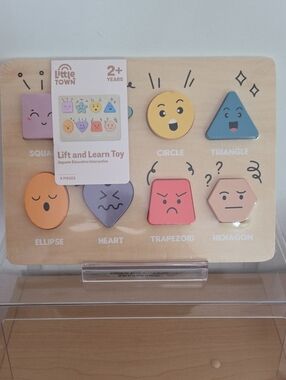 Lift & Learn Shape Puzzle - Multi-Color Early Learning Toy, NWT ages 2+
